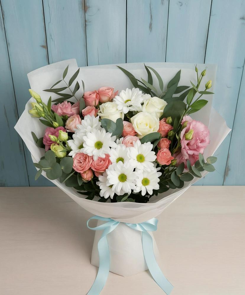 Букет цветов из: Розы, Лизиантусы и Хризантемы в Поповке Воронежской области