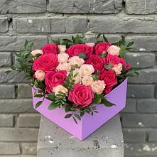 Цветочная композиция из Розы в коробке в Поповке Воронежской области