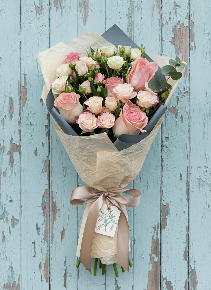 Букет цветов из: Розы в Поповке Воронежской области