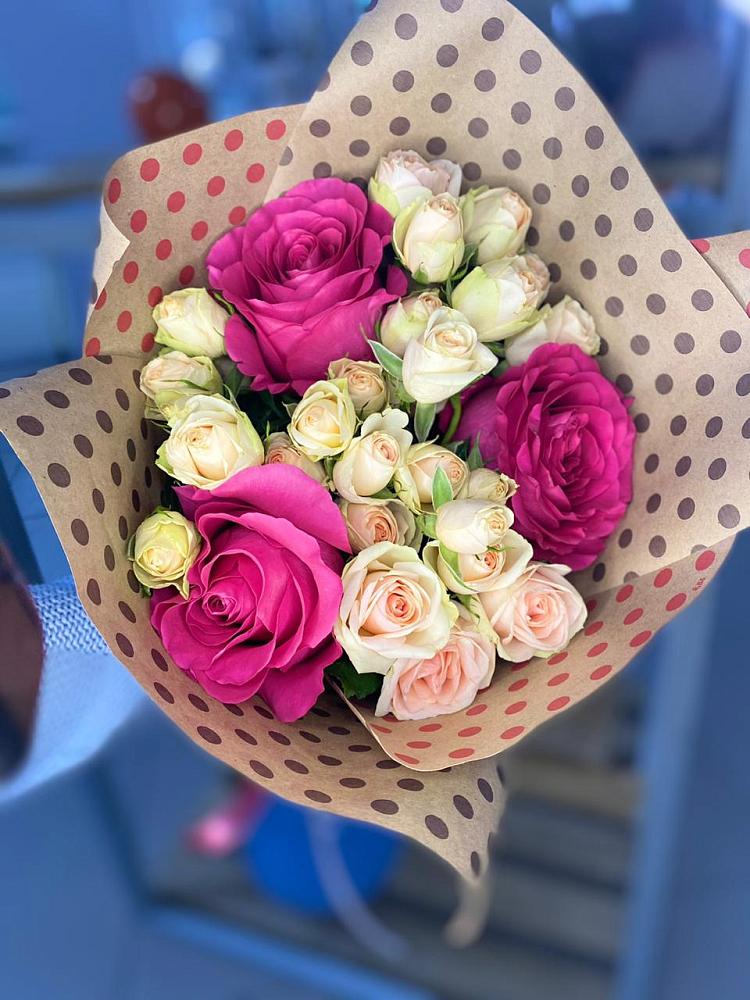 Букет цветов из: Розы в Поповке Воронежской области