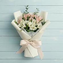 Букет цветов из:  Альстромерии в Поповке Воронежской области
