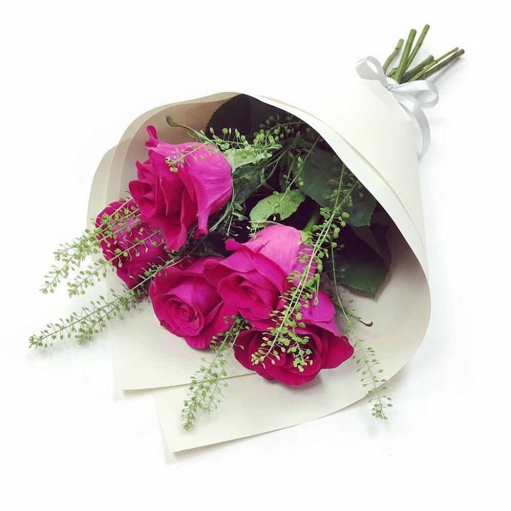 Букет цветов из: Розы в Поповке Воронежской области