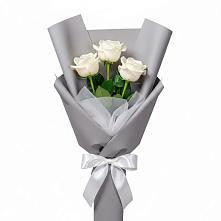 Букет 3 белые розы #REPLACE_PRED# Поповке Воронежской области