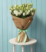 Букет цветов из:  Лизиантусы в Поповке Воронежской области