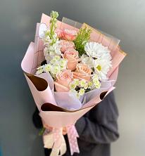 Букет цветов из:  Хризантемы и Розы в Поповке Воронежской области