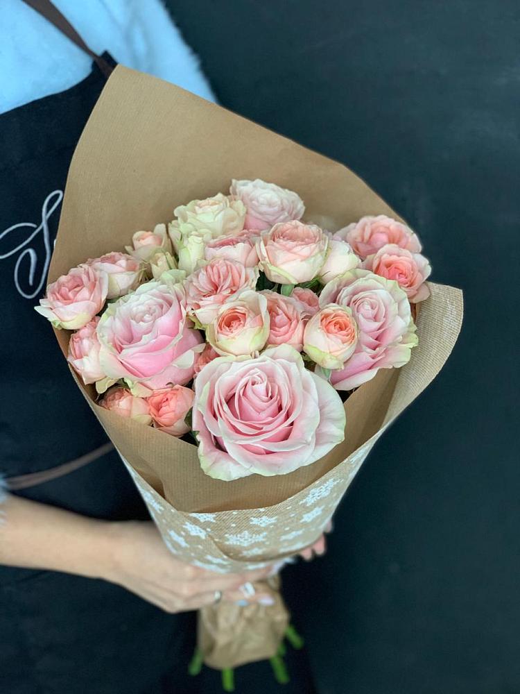 Букет цветов из: Хризантемы и Розы в Поповке Воронежской области