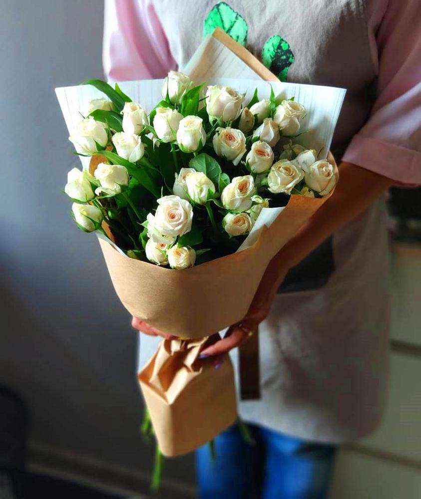 Букет цветов из: Розы в Поповке Воронежской области