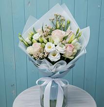 Букет цветов из:  Розы и Лизиантусы в Поповке Воронежской области