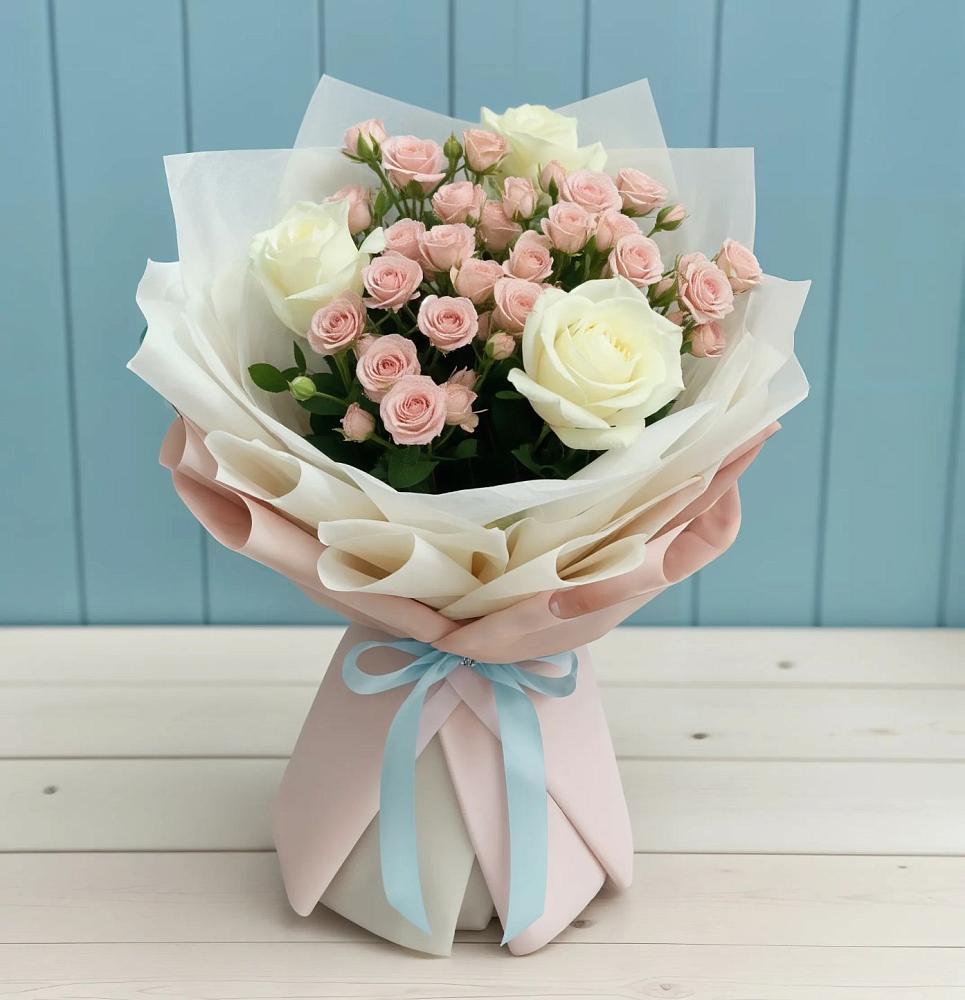 Букет цветов из: Розы в Поповке Воронежской области