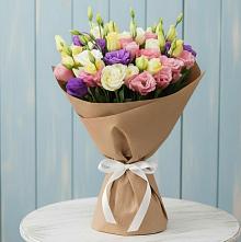 Букет цветов из:  Лизиантусы в Поповке Воронежской области
