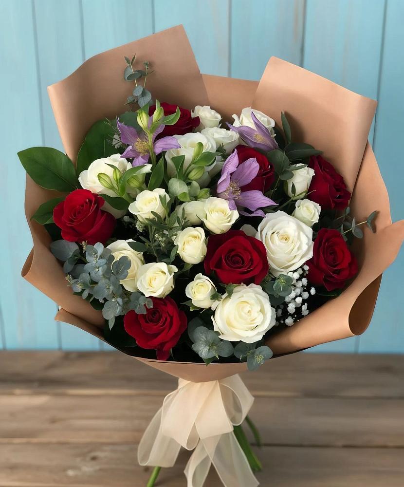 Букет цветов из: Розы и Альстромерии в Поповке Воронежской области